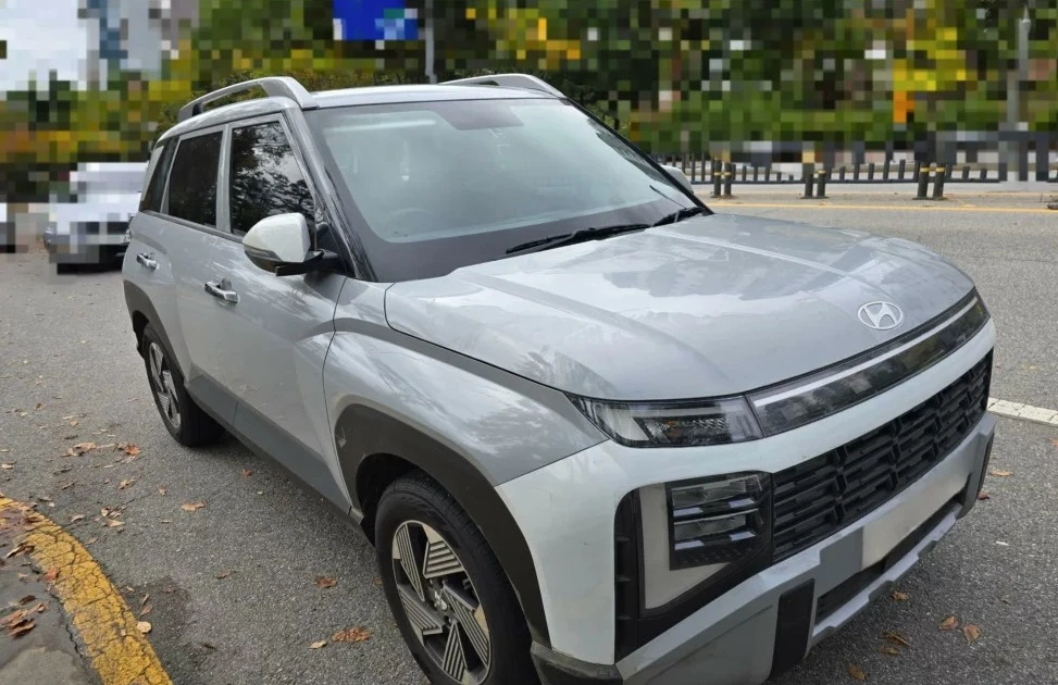 SUV cỡ nhỏ Hyundai Venue bản mới lộ diện