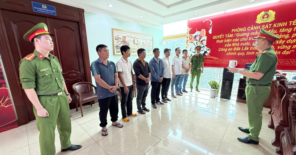 Nhận hơn 200 triệu đồng để cấp khống giấy kiểm dịch