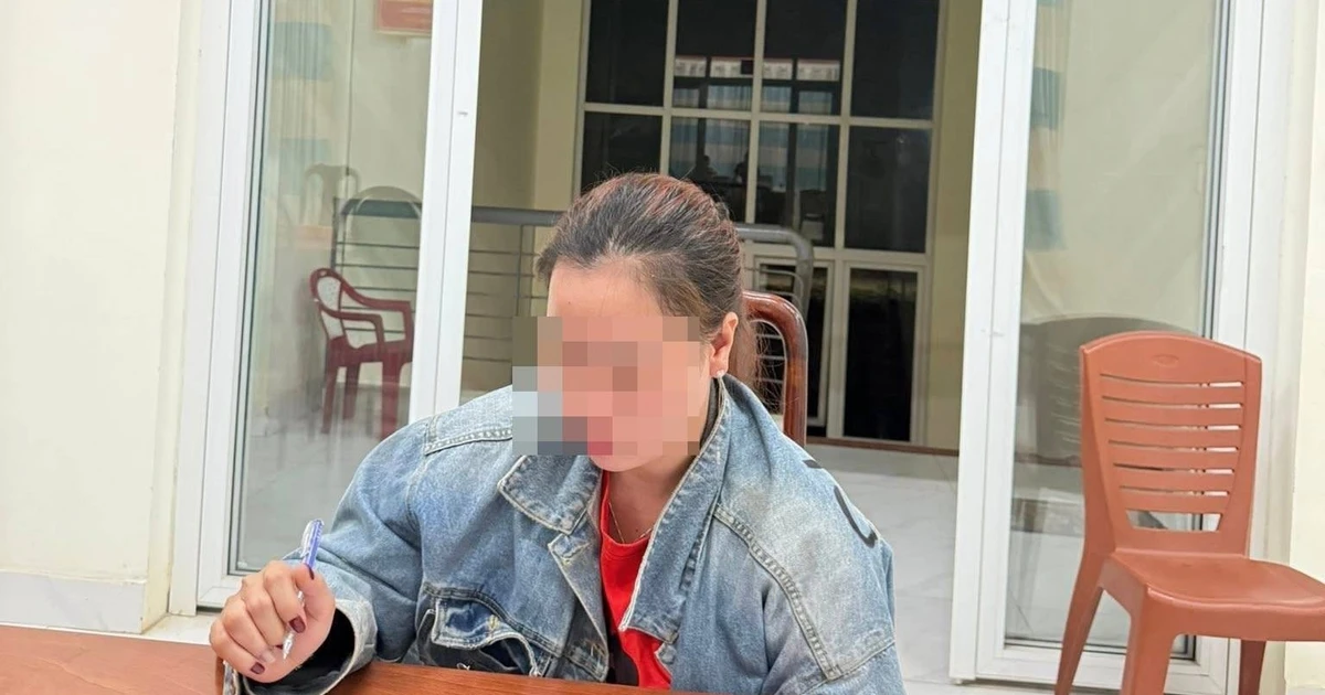 Lý do mẹ trẻ bóp mũi, bịt miệng con đến đỏ người trong clip gây phẫn nộ