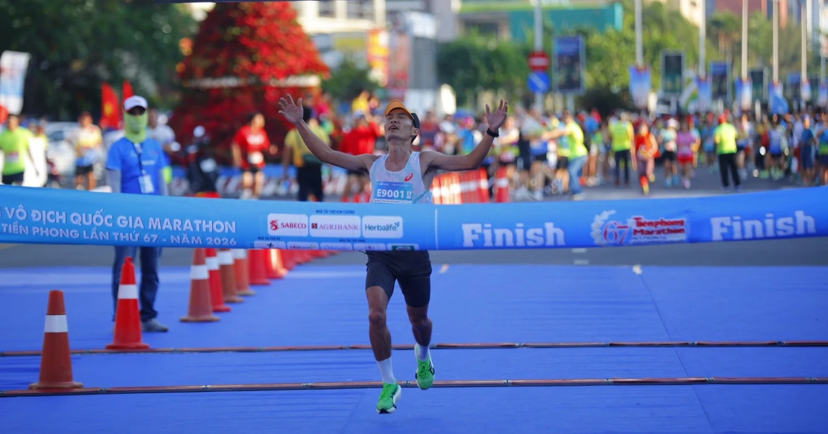 Hoàng Nguyên Thanh và Phạm Thị Hồng Lệ phá kỷ lục marathon, mở màn bùng nổ Đại hội Thể thao toàn quốc 2026