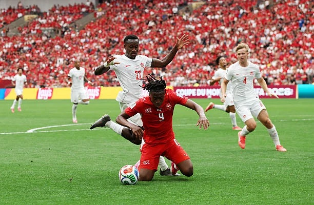 Trực tiếp Thụy Sỹ vs Canada 0-0 (H1): Không có phạt đền cho Thụy Sĩ