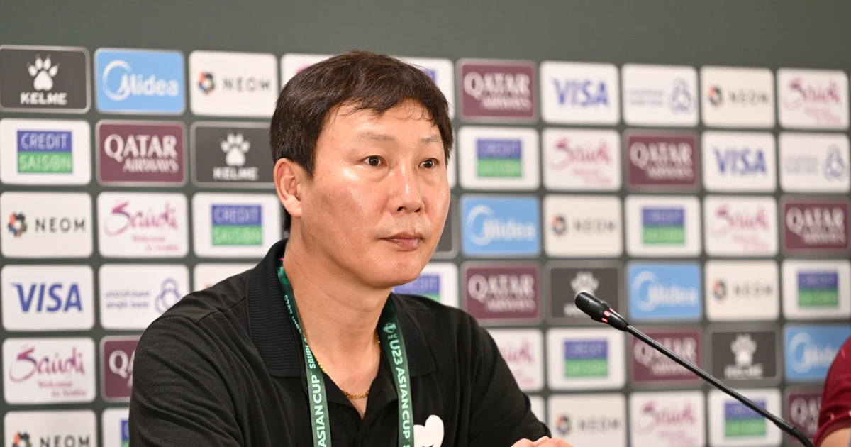 HLV Kim Sang-sik: Trận nào cũng khó khăn, nhưng U23 Việt Nam luôn vượt qua nhờ tinh thần quyết chiến và trí thông minh