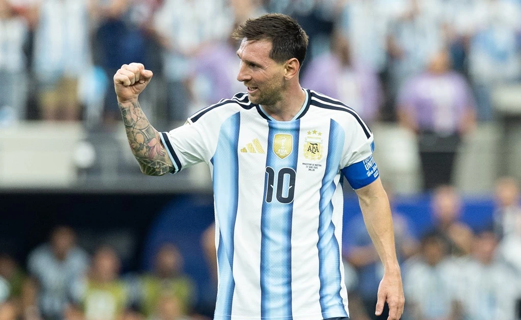 Trực tiếp Argentina vs Cape Verde 0-0 (H1): Messi đá chính