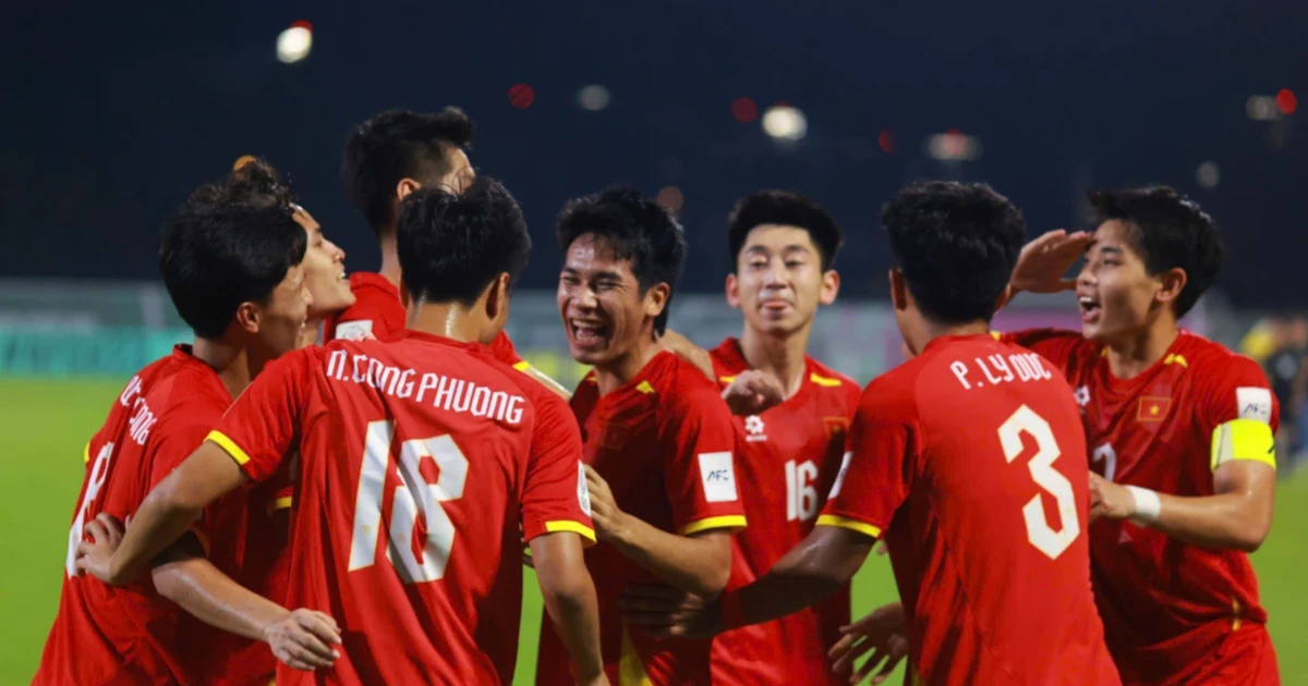 'HLV Kim Sang-sik kiểm soát tốt kịch bản trận đấu và thu lại kết quả có lợi'