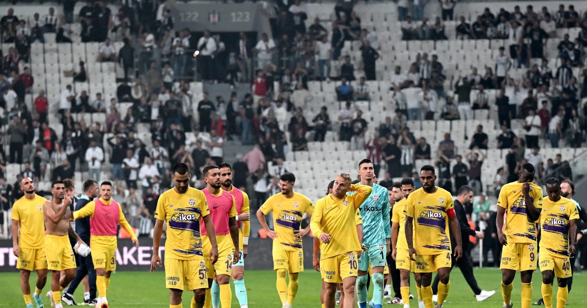 Bê bối cá độ ở Thổ Nhĩ Kỳ: Hơn 1.000 cầu thủ bị treo giò, nhiều Chủ tịch CLB và trọng tài bị bắt giữ