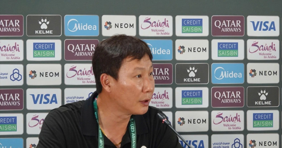 HLV Kim Sang-sik: 'Khả năng của U23 Việt Nam đã vươn tầm châu lục, và vào tứ kết không phải đích đến cuối cùng'