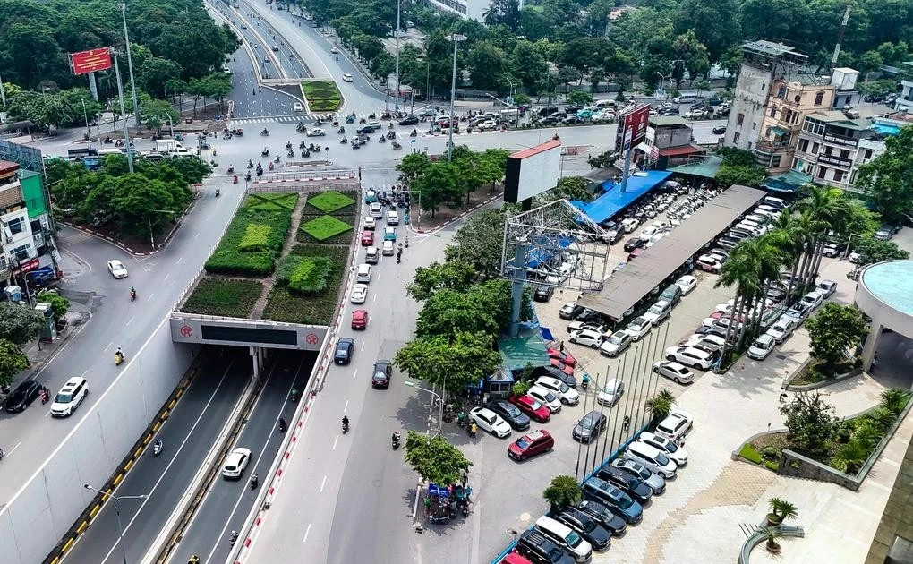 Hà Nội sẽ kiểm soát xe vào vùng cấm xe máy xăng bằng hình thức nào?