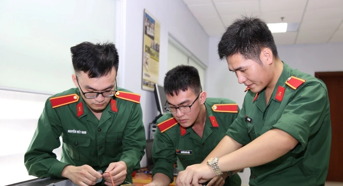 Bộ Quốc phòng sẽ tổ chức kỳ thi riêng để xét tuyển các trường quân đội từ 2026