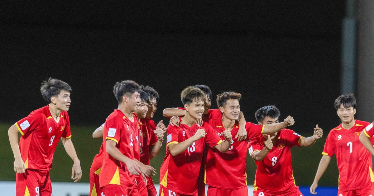 U17 Việt Nam viết nên kỳ tích châu Á: Hiên ngang vào World Cup với ngôi đầu bảng