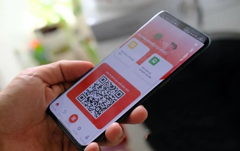 Hướng dẫn kiểm tra thông tin tạm trú trên ứng dụng VNeID mới nhất 2025