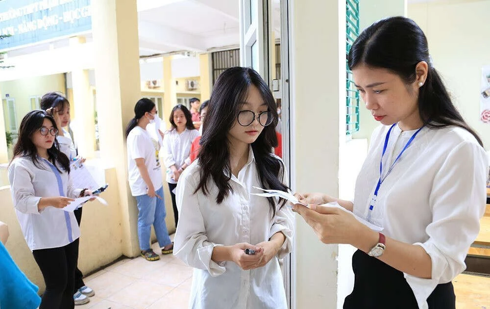 Thay đổi quan trọng khi đăng ký thi tốt nghiệp THPT 2026: Mở rộng đăng ký trực tuyến