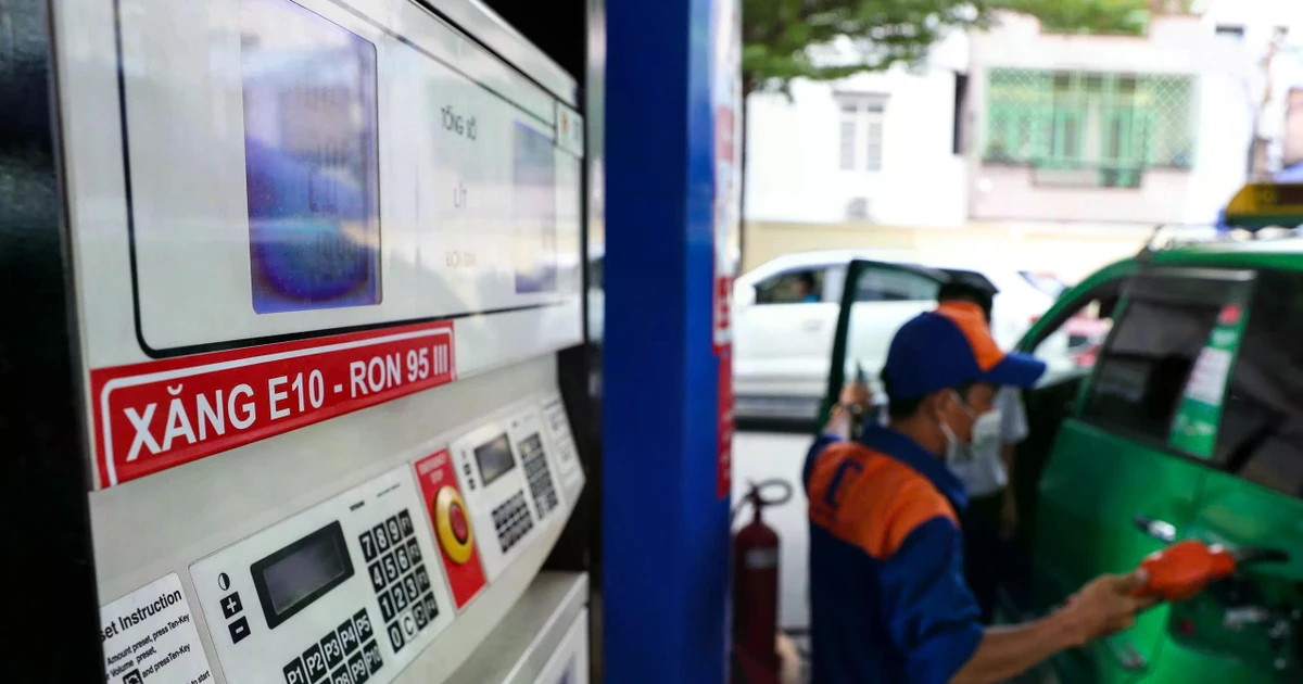 Sắp dừng bán xăng RON95: Xăng E10 là gì, xe phổ thông có dùng được không?