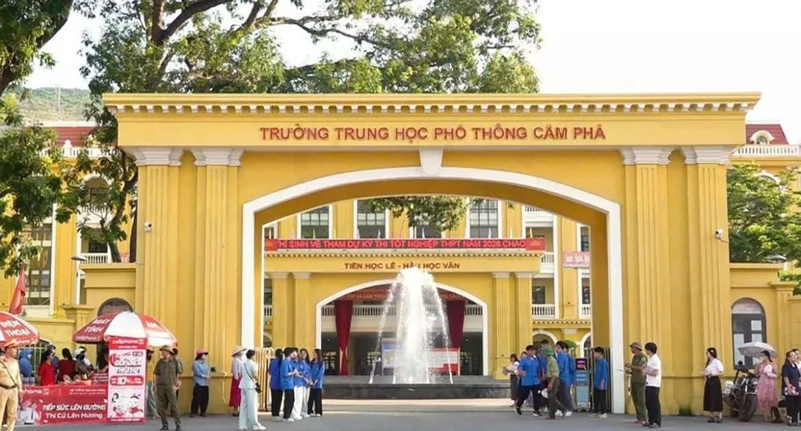 Toàn cảnh vụ giám thị hỗ trợ thí sinh trong kỳ thi tốt nghiệp THPT 2026 ở Quảng Ninh