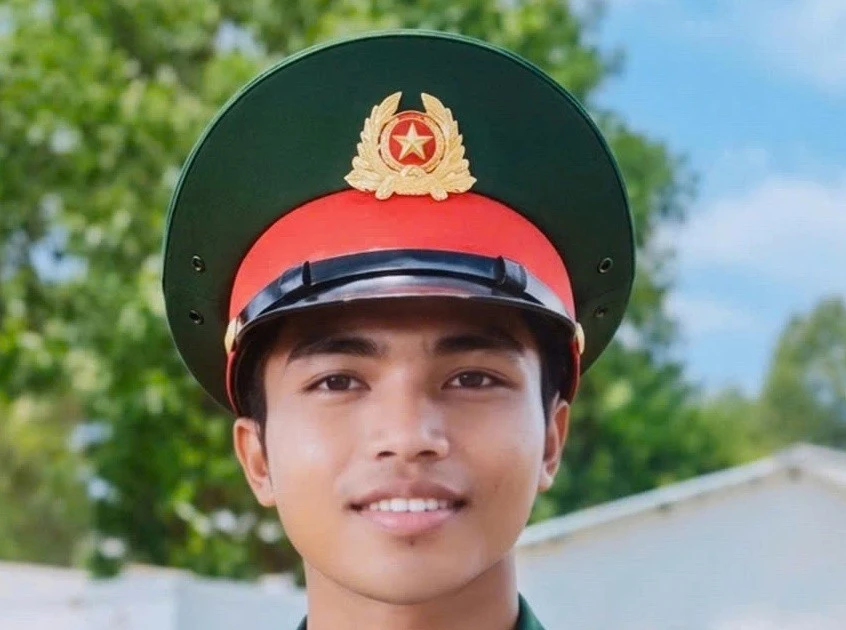 Hạ sĩ người Jrai quên mình cứu hai người bị điện giật