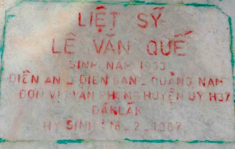 Manh mối quan trọng từ bia đá khắc tên 'Liệt sỹ Lê Văn Quế'