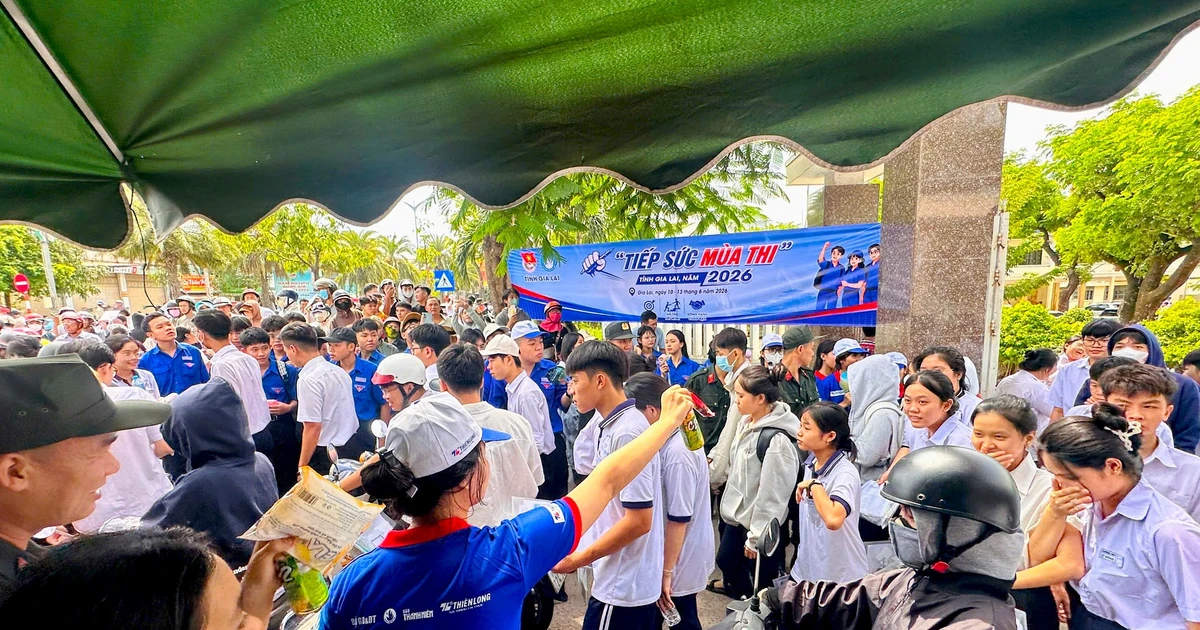 Thí sinh ở Gia Lai xin đi vệ sinh rồi giấu điện thoại vào túi quần