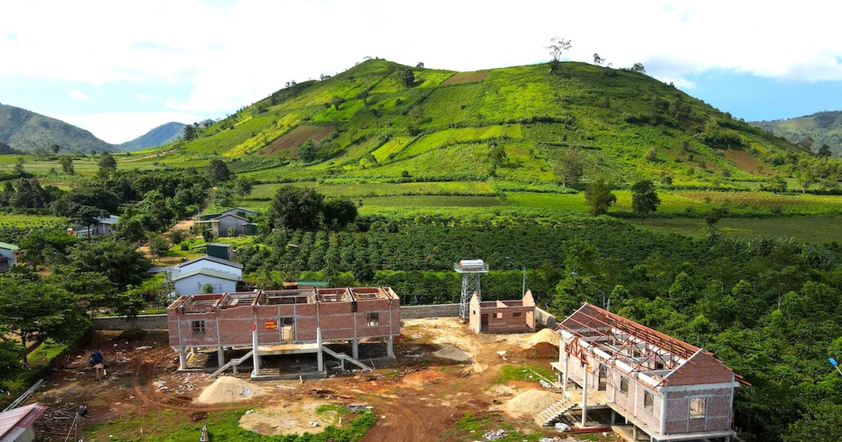 Tin mới vụ công trình bê tông 9,4 tỷ đồng nguy cơ phá vỡ cảnh quan núi lửa Chư Đăng Ya