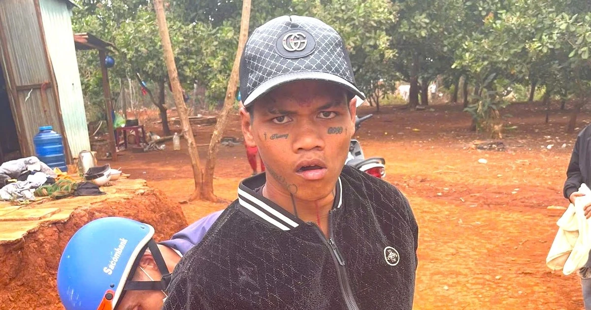 Tóm gọn hai đối tượng cầm dao giật túi tiền của nữ thương lái thu mua hạt điều