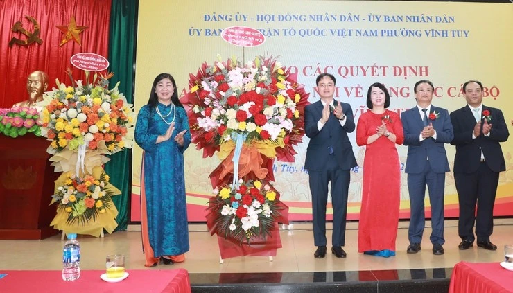 Phường Vĩnh Tuy: Đẩy mạnh dịch vụ thương mại dựa trên ứng dụng khoa học công nghệ