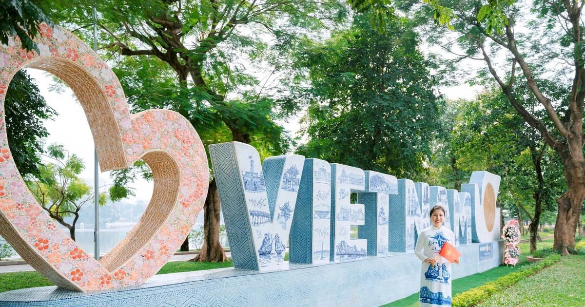 Phường Hai Bà Trưng: Từ hạ bỏ rào sắt công viên đến hiện thực hóa giấc mơ 'Rừng trong thành phố'