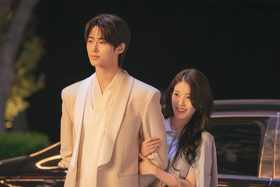 Perfect Crown mở màn kiểu cũ, IU - Byeon Woo Seok vào nhịp an toàn chờ bứt phá