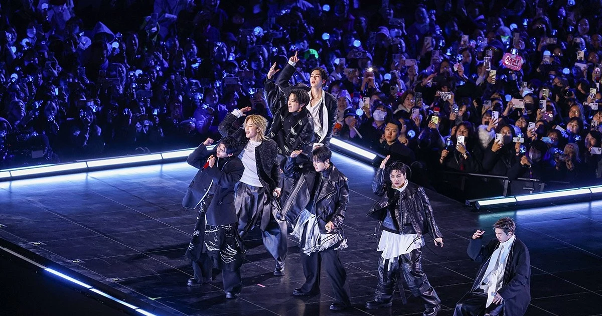 Concert miễn phí của BTS có đám đông gây choáng, ước tính chi hơn 1,5 tỷ đồng
