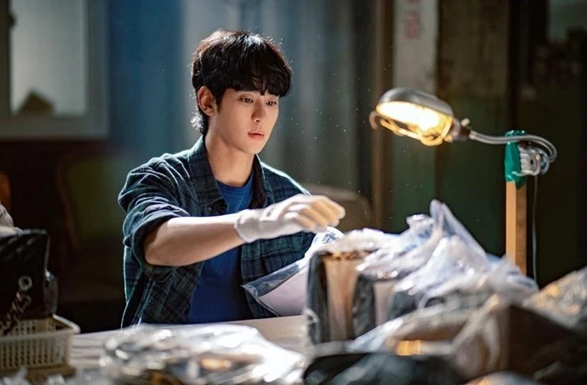Kim Soo Hyun sắp được minh oan và tái xuất màn ảnh vì chủ Viện Garo Sero bị bắt giữ?