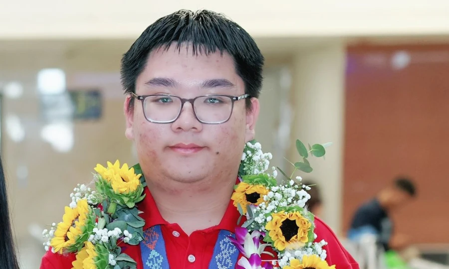 Đề cử Gương mặt trẻ Việt Nam tiêu biểu 2025 là bạn cùng lớp Quán quân Olympia 25