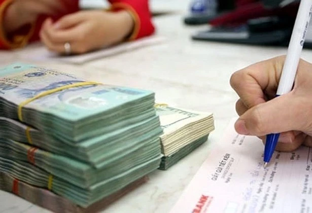 Từ 15/8, vay ngân hàng 400 triệu không phải chứng minh tài chính