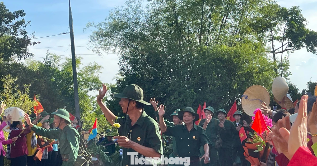 Rộn ràng sống lại ký ức 'bộ đội về làng'
