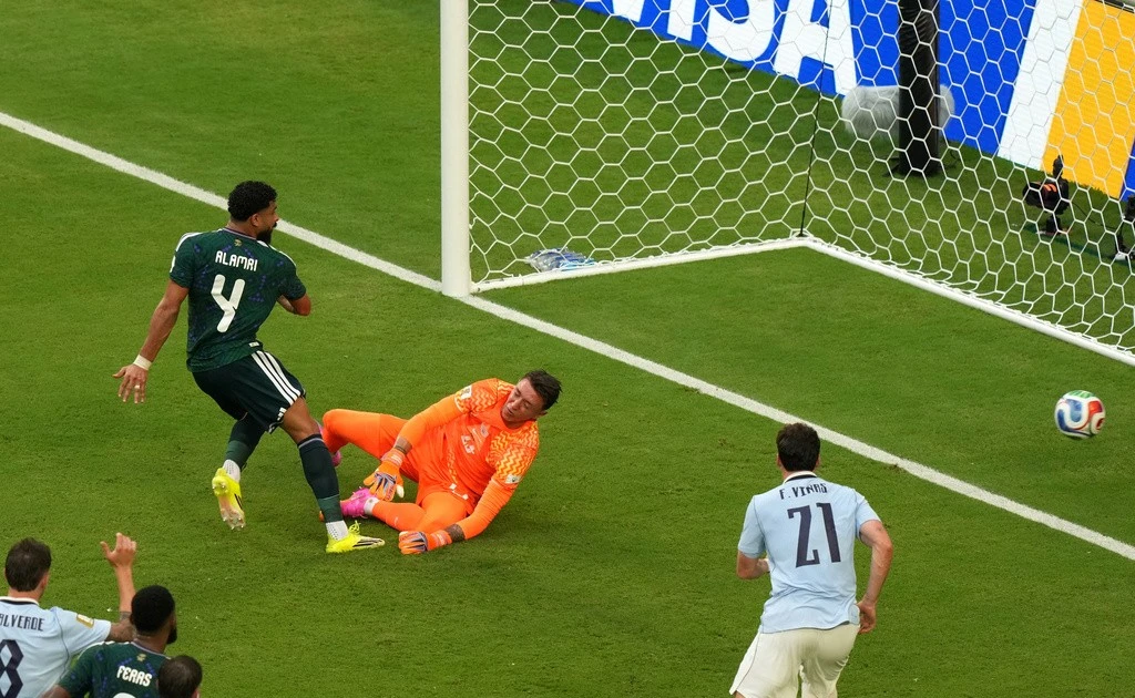 Saudi Arabia suýt tạo địa chấn trước Uruguay
