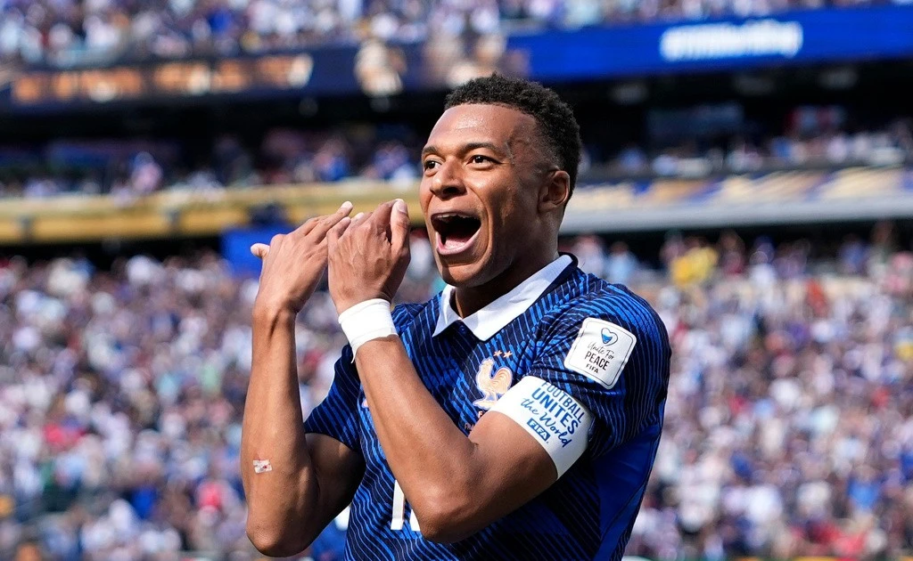 Mbappe sắp xô đổ kỷ lục ghi bàn World Cup