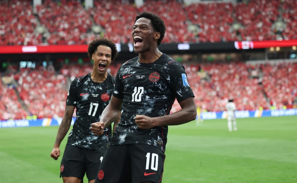 Canada hủy diệt Qatar 6-0