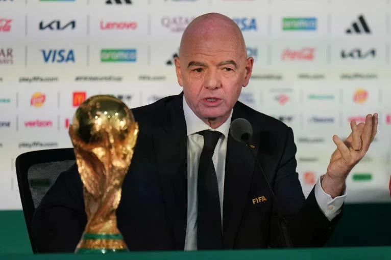FIFA ra 'tối hậu thư' cho 211 Liên đoàn: Nhận 20 triệu USD và chấp thuận bán cổ phần World Cup?