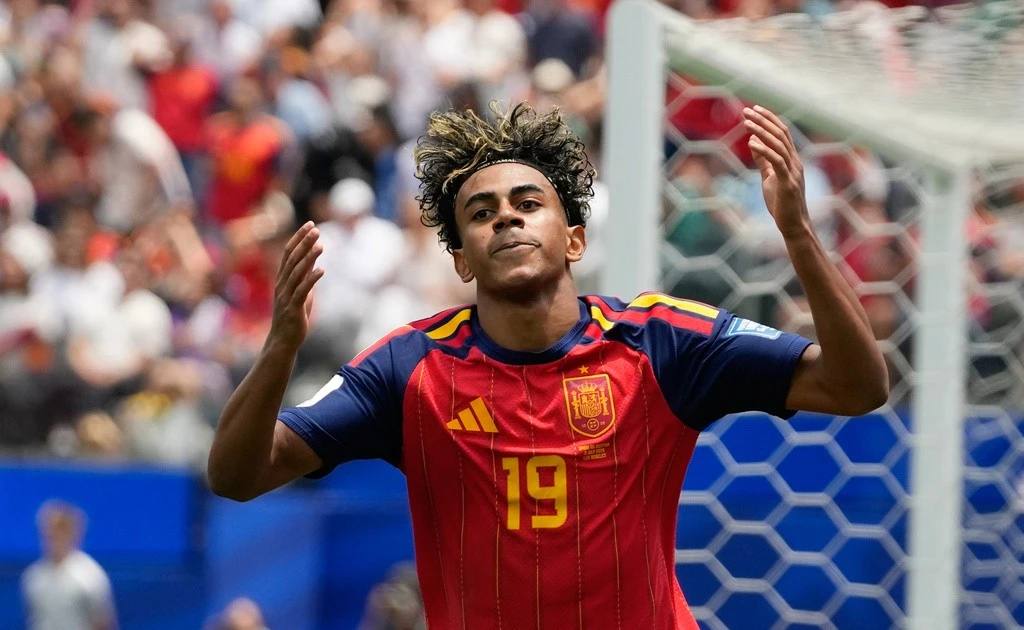 Lamine Yamal ở đâu khi Messi, Mbappe, Haaland thay nhau tỏa sáng?