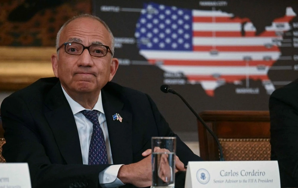 Vụ FIFA bán cổ phần World Cup: 'Cánh tay phải' cũng quay lưng với Chủ tịch Infantino.