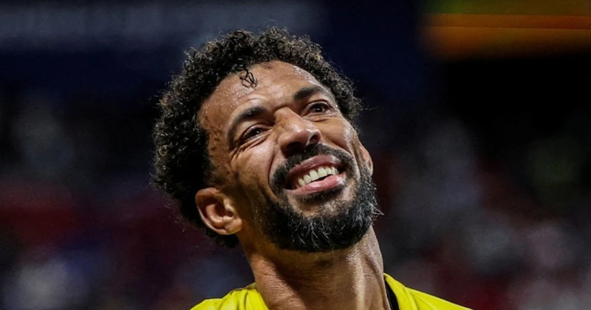 Thủ môn Vozinha thoát cảnh thất nghiệp, đổi đời sau World Cup