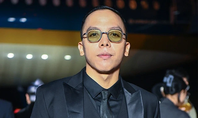 Nghệ sĩ Việt rối loạn