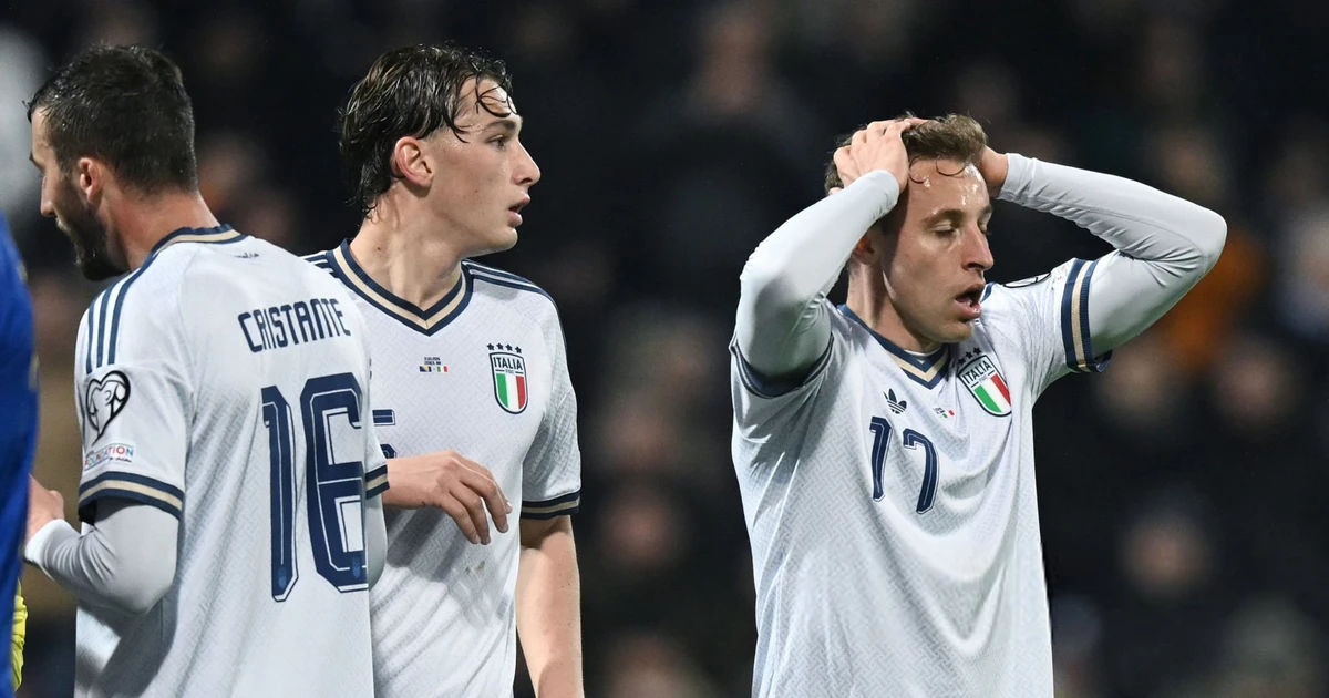 4.300 ngày, 3 lần lỡ hẹn World Cup và nỗi buồn tột cùng của bóng đá Italia