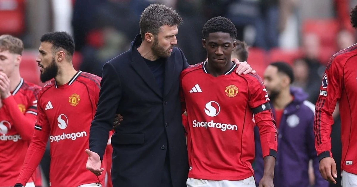 Trực tiếp MU vs Nottingham, 18h30 ngày 17/5: 'Mở tiệc' mừng Carrick ký hợp đồng mới