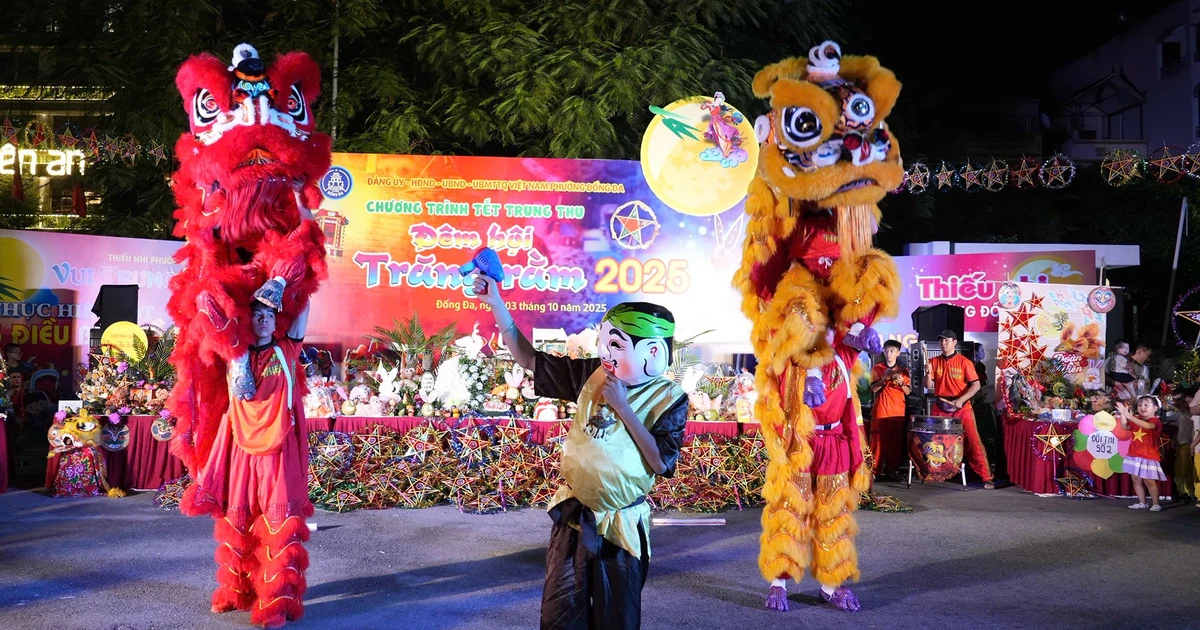 Hàng trăm suất quà Trung thu tặng trẻ em hoàn cảnh đặc biệt