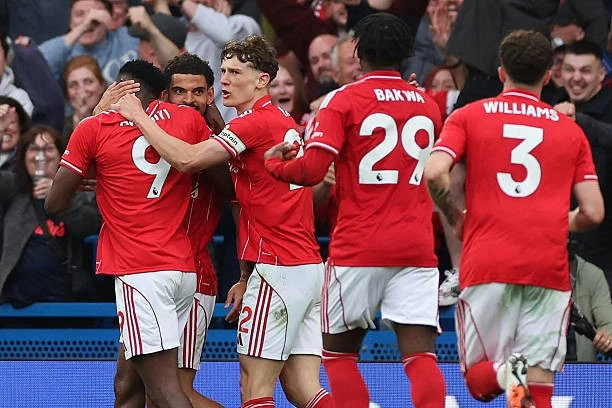 Nottingham Forest tiến gần mục tiêu trụ hạng sau màn đại phá Chelsea