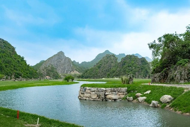 BRG Golf khai trương sân Canyon Course: Tuyệt tác đẳng cấp quốc tế giữa miền di sản