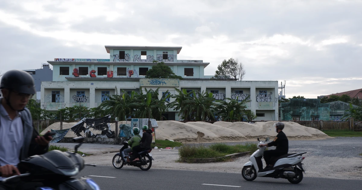 Đấu giá bệnh viện bỏ hoang trên tuyến đường biển '5 sao' của Đà Nẵng