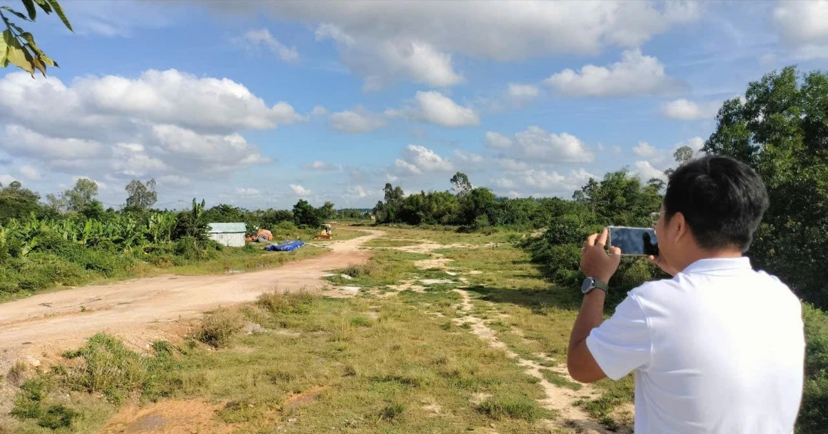 Đường dẫn lên cầu 270 tỷ đồng ở Đà Nẵng chậm thi công, Ban quản lý nói gì?