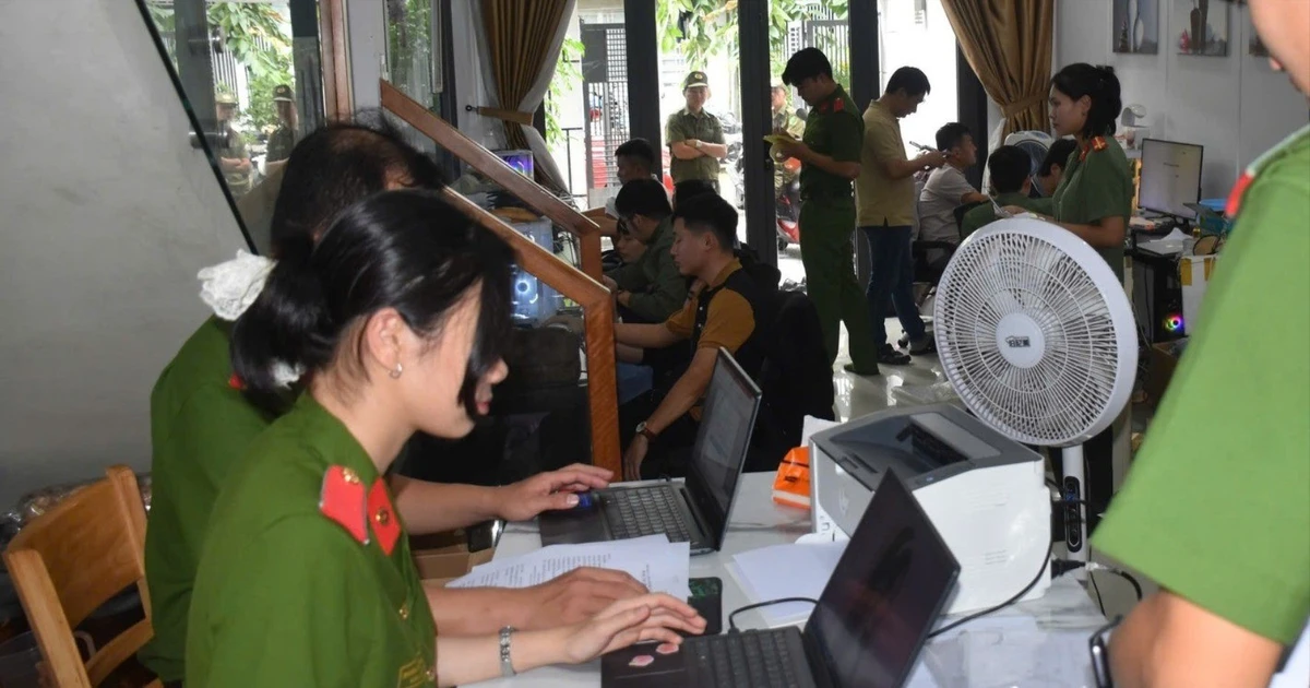 Đột kích 'lò sản xuất' tài khoản ảo cho đối tượng lừa đảo ở Campuchia