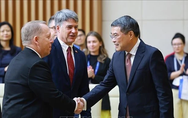 Thủ tướng Lê Minh Hưng làm việc với 52 doanh nghiệp hàng đầu của Hoa Kỳ