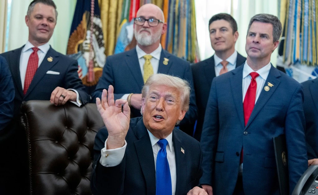 Tổng thống Trump nói về hành động của Hải quân Mỹ với tàu Iran