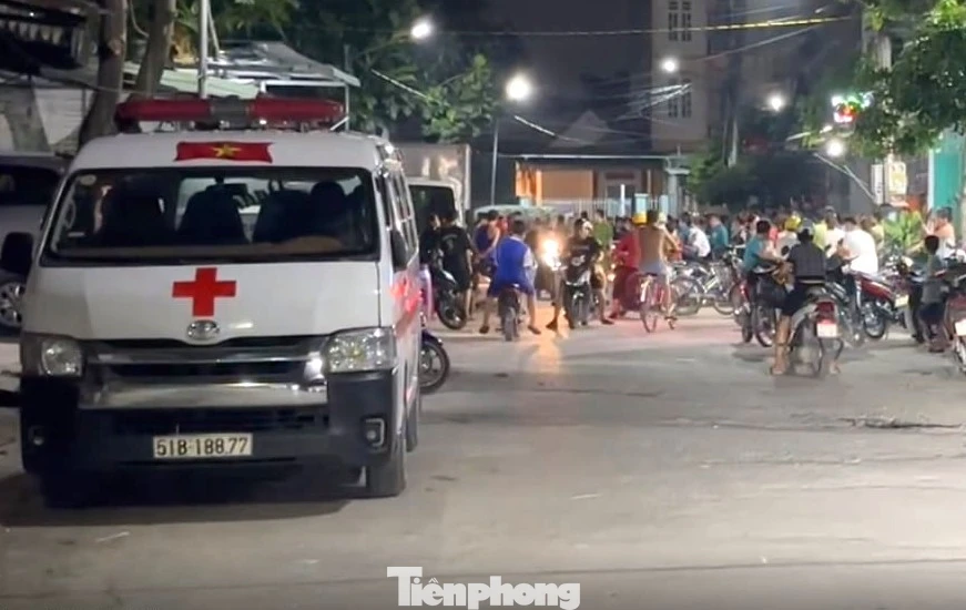 Công an thông tin vụ vợ chồng chết trước cửa nhà ở TPHCM