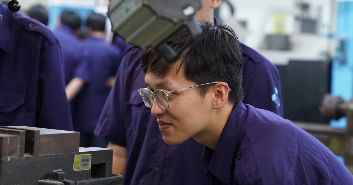 TPHCM: Sinh viên ngành đặc thù được hưởng học bổng tới 55 triệu đồng mỗi năm